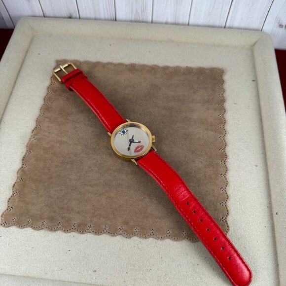 Vintage Akteo designed Makeup Artist Gold Tone Watch in pristine condition - Picture 3 of 8
